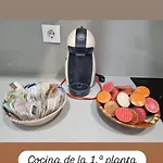 Apartamentos En La Plaza Dona Elvira, 7